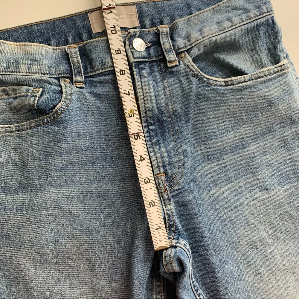 Everlane Men's Organic Cotton Slim-Fit Jeans in the Faded Sky Blue Wash 30 x 32